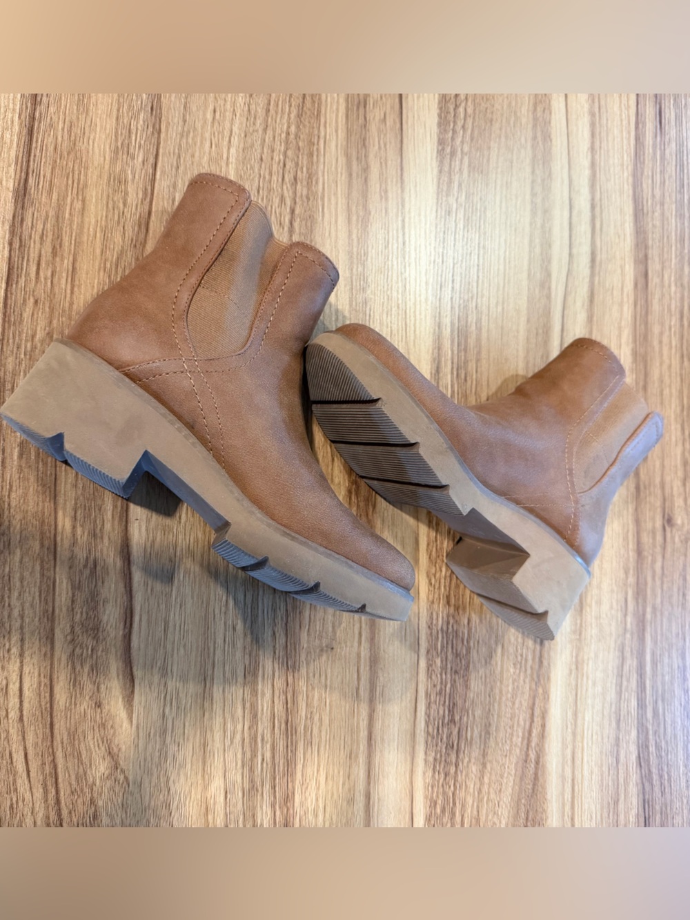 Naturalizer Brown Chelsea Ankle Boots Side Zip Comfort Booties Women’s Size 7M
